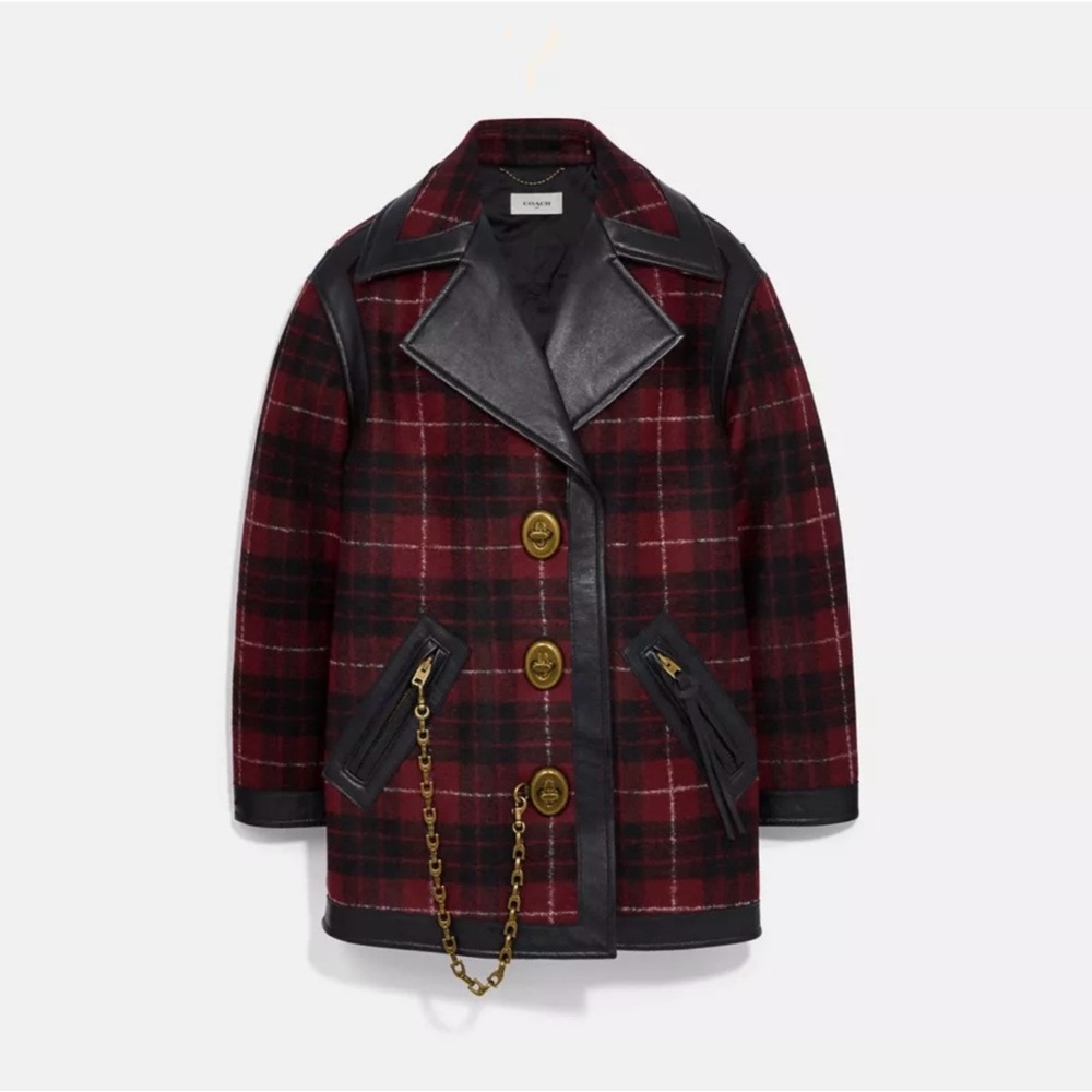 COACH WOOL COAT WITH LEATHER DETAIL
HAS ANYONE SEEN THIS?